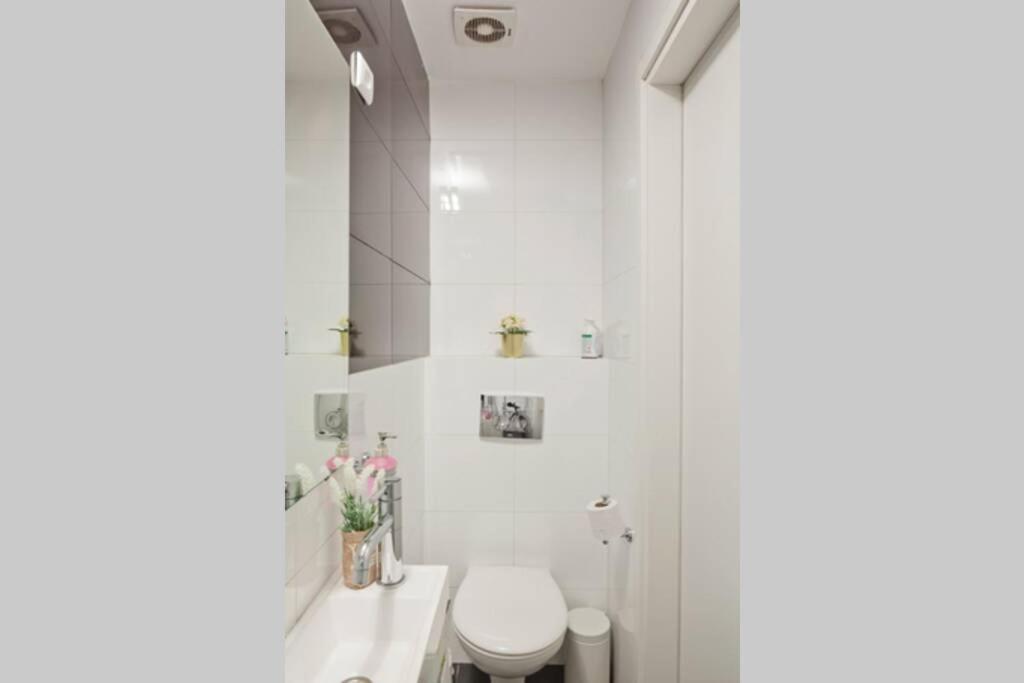 Big Apartment Next To Gordon Beach Plus Free Parking Τελ Αβίβ Εξωτερικό φωτογραφία