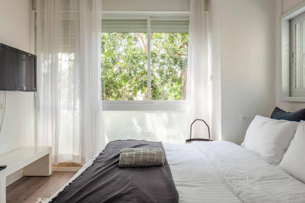 Big Apartment Next To Gordon Beach Plus Free Parking Τελ Αβίβ Εξωτερικό φωτογραφία