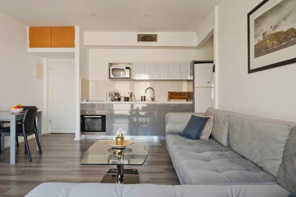 Big Apartment Next To Gordon Beach Plus Free Parking Τελ Αβίβ Εξωτερικό φωτογραφία